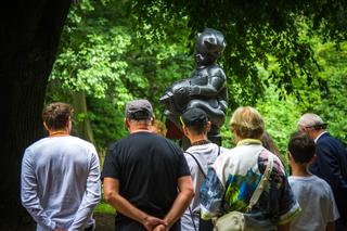 Warszawa: rzeźba Faun wróciła do parku Skaryszewskiego