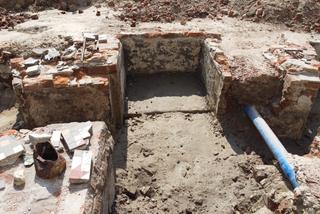 Kolejne archeologiczne odkrycia na przebudowie Placu Pięciu Rogów