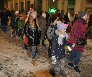 Parada Mikołajów i odpalenie choinki świątecznej w Kielcach