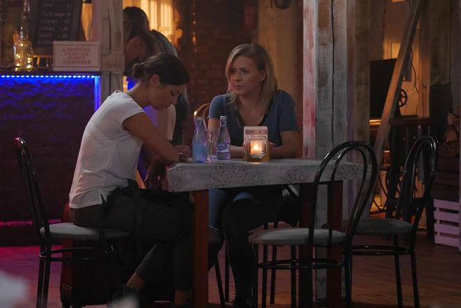 Pierwsza miłość, odcinek 3128: Kinga (Aleksandra Zienkiewicz), Marysia (Aneta Zając)