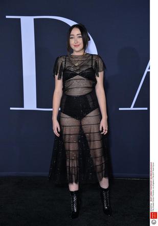 Ciemniejsza Strona Greya: Noah Cyrus na premierze