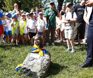 Tarnowski Szlak Maszkaronów znowu się powiększył. W Ogrodzie Jordanowskim pojawił się Maszkaron Dzieci