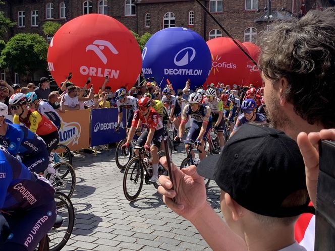Tour de Pologne 2025. Start w Katowicach Nikiszowcu