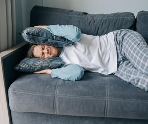 Pulsujący ból głowy przy każdej zmianie pogody? Sprawdź, co naprawdę go wywołuje 