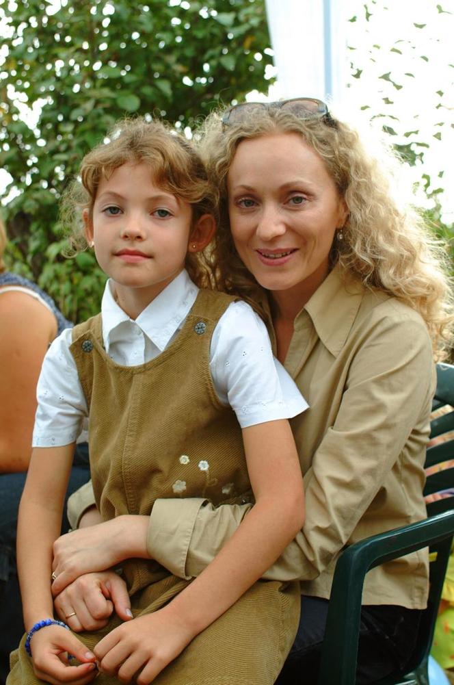 Weronika Parys była kiedyś dziecięcą gwiazdą serialu "Plebania" 
