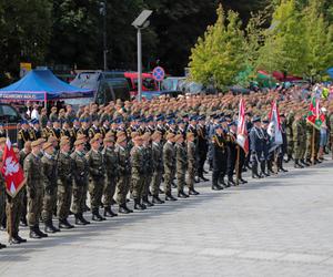 Uroczyste obchody Święta Wojska Polskiego w Katowicach ZDJĘCIA