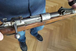 Muzeum Okręgowe w Lesznie ma nowy eksponat. To ponad stuletni karabin Mauser