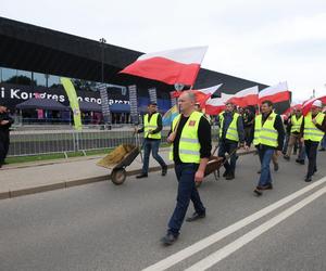 Rolnicy protestowali w Katowicach na Europejskim Kongresem Gospodarczym