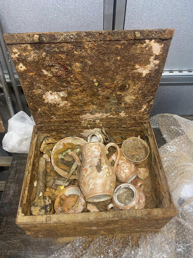 "Skrzynia skarbów" znaleziona podczas budowy kąpieliska w Zielonej Górze