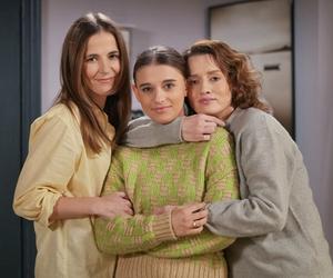 Pierwsza miłość. Laura (Katarzyna Maciąg), Anka (Anna Pentz), Marta (Honorata Witańska)