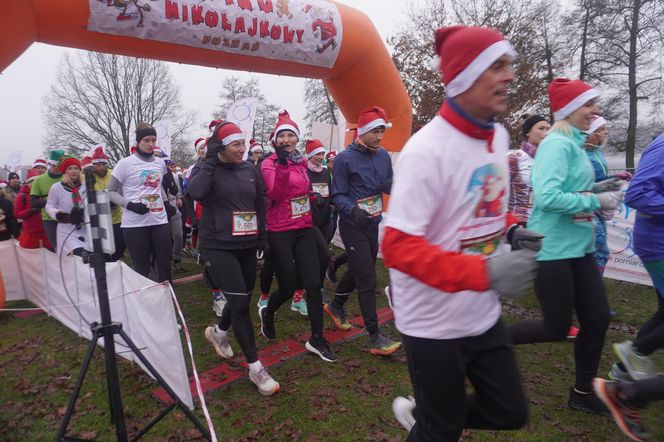 11. Bieg Mikołajkowy nad Jeziorem Strzeszyńskim w Poznaniu