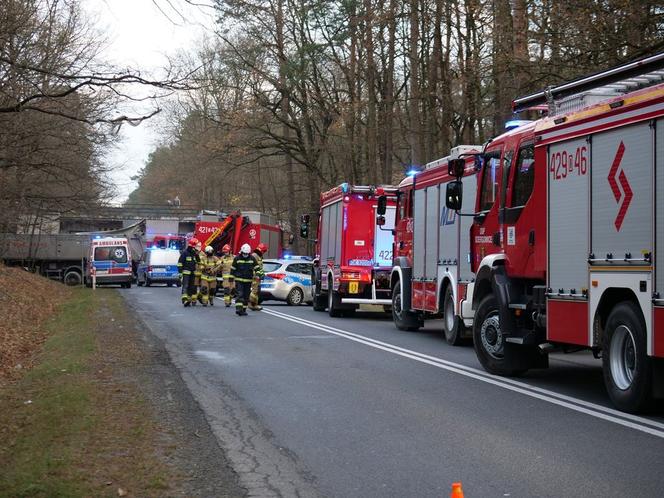 Tragedia na DW 408 pod Sośnicowicami. Kierowca zmarł po długiej walce [ZDJĘCIA]