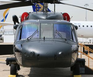 S-70i Black Hawk