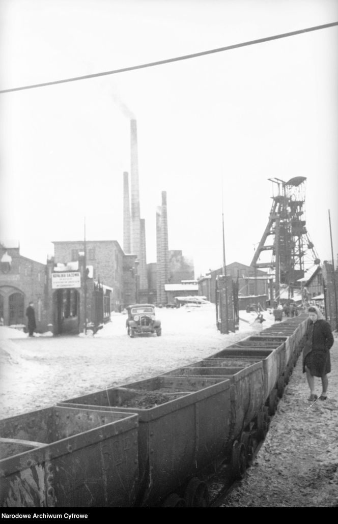 Tak wyglądała praca w wałbrzyskich kopalniach w 1946 roku. Niesamowite zdjęcia górników