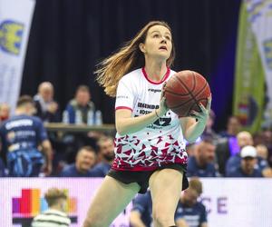 Ewa Błachnio. Trzeba umieć się z siebie śmiać