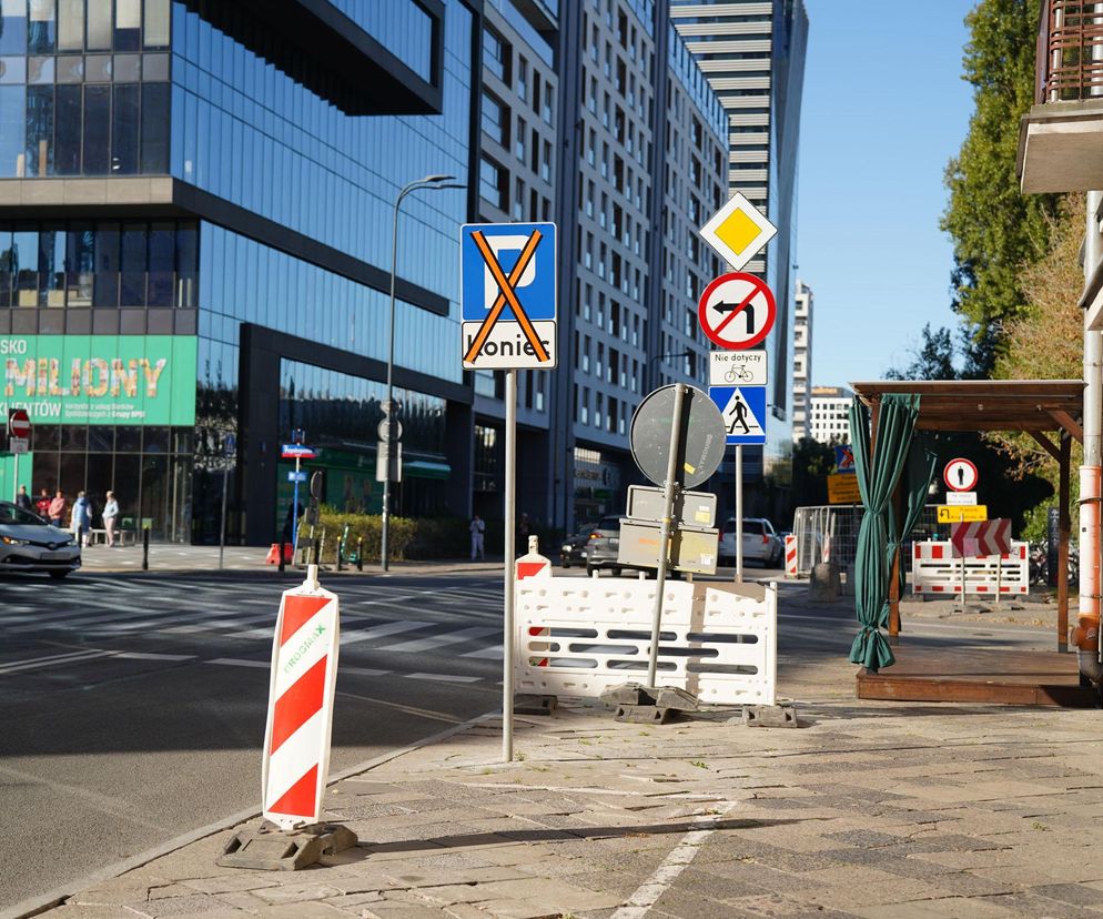 Potężne utrudnienia dla kierowców w Warszawie. Zaraz się zacznie! Tędy nie przejedziesz do końca roku