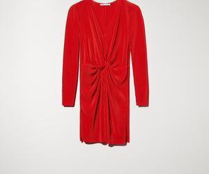 Czerwona sukienka na firmową Wigilię