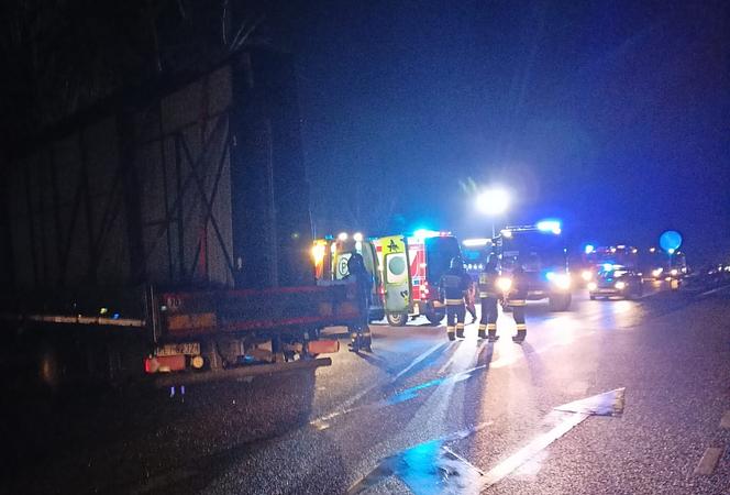 Wypadek na wiślance między Gardawicami a Woszczycami