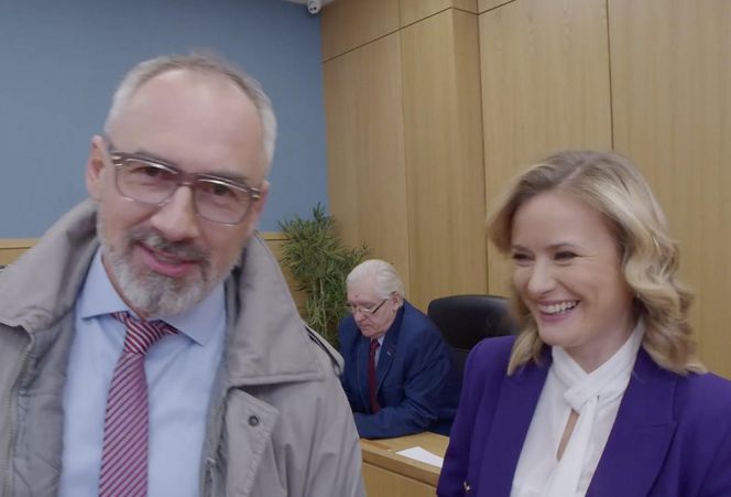 M jak miłość po wakacjach. Julia (Marta Chodorowska), Adam Werner (Jacek Kopczyński)