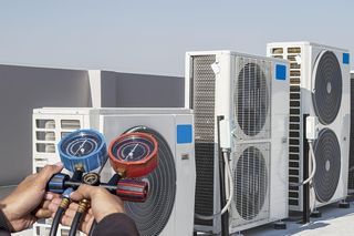 Przeglądy i konserwacja instalacji HVAC 