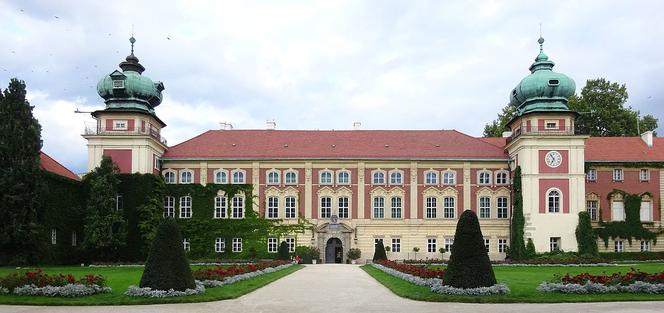 Najlepsze zamki i pałace w Polsce wybrane. Które warto zobaczyć? Najwyżej oceniane obiekty