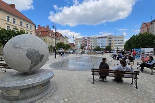 Fontanna posadzkowa na Rynku w Dzierżoniowie