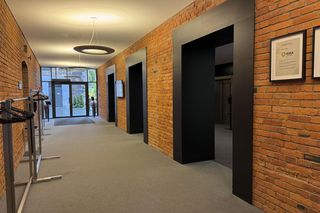 Polacy mieszkają jak królowie