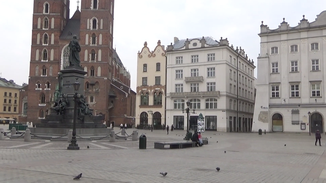 Polskie miasta w czasach zarazy. Tych widoków nie da się zapomnieć! [ZDJĘCIA, WIDEO]