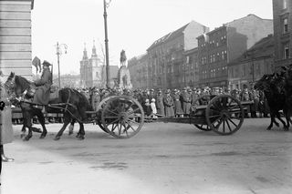 Jak dawniej wyglądały obchody Narodowego Święta Niepodległości w Krakowie? Zobaczcie archiwalne zdjęcia