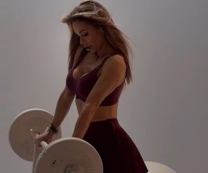 Wyżyłowana Doda wylewa siódme poty