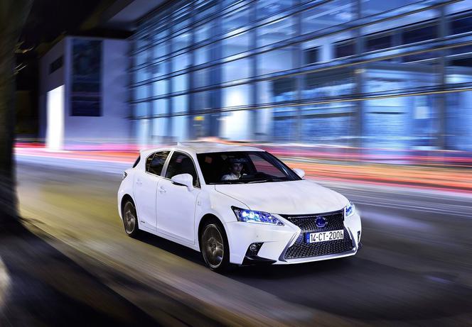 Lexus CT200h po liftingu 2014