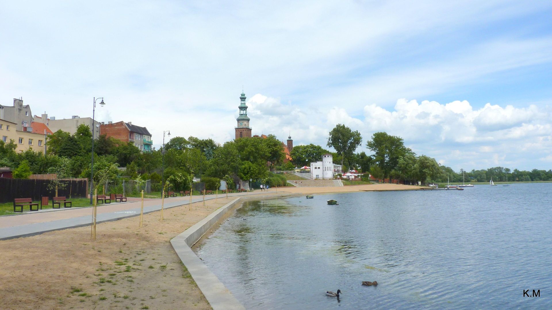 Jeziora wokół Torunia. W tych miejscach najlepiej się kąpać w sezonie ...