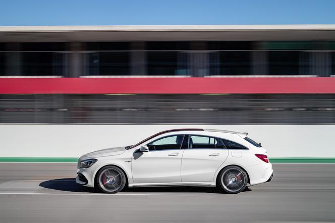 Mercedes-Benz CLA Shooting Brake lifting 2016