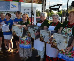 W konkursie na najlepsze pierogi w powiecie Siedleckim w 2025 roku zwyciężył męski zespół KGW „Sami Swoi” z Kotunia! 