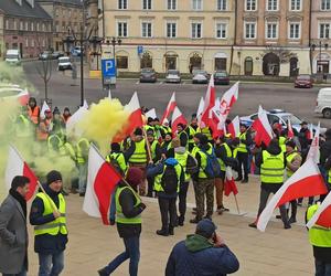 Rolnicy w Lublinie rozpoczęli przemarsz. Mamy zdjęcia!