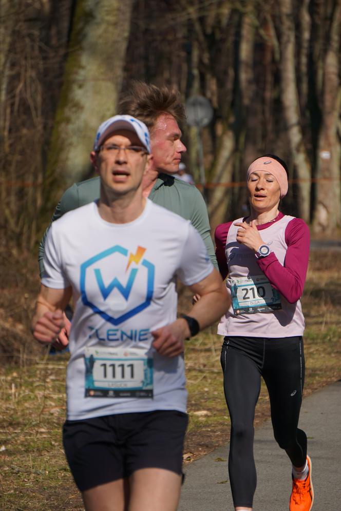 Bieg City TRAIL 2022 w bydgoskim Myślęcinku [GALERIA 20.03.2022]