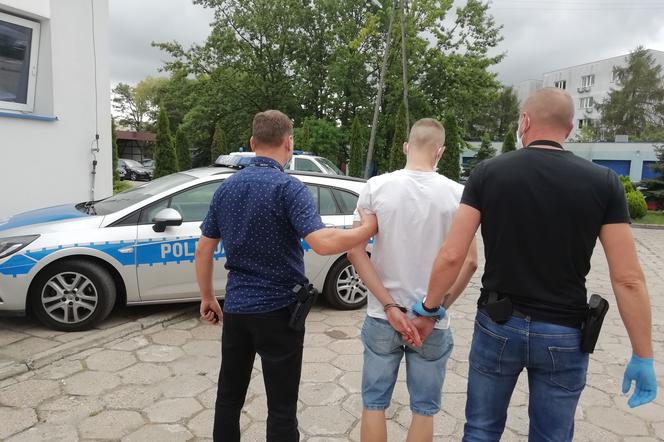 Ukradł 3 piwa i uderzył pracowniczkę sklepu z bańki. 23-latkowi z Bełchatowa grozi do 10 lat więzienia