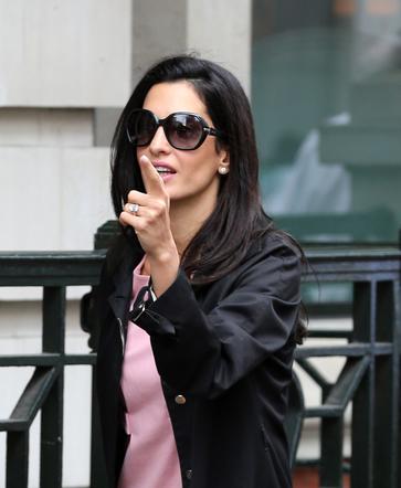Pierścionek zaręczynowy - Amal Clooney