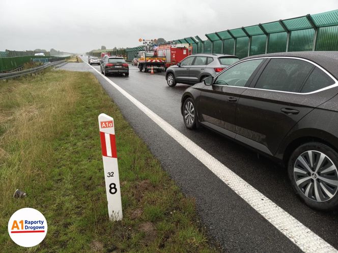 Wypadek na autostradzie A1 w Świerklanach