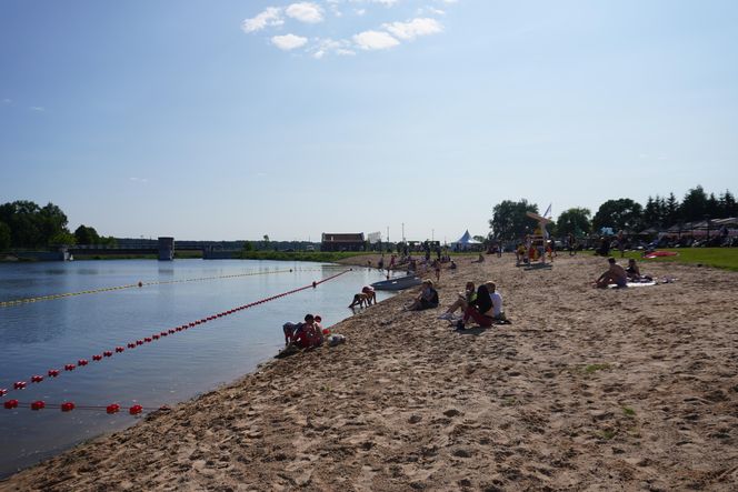 Plaża nad zalewem w Wasilkowie