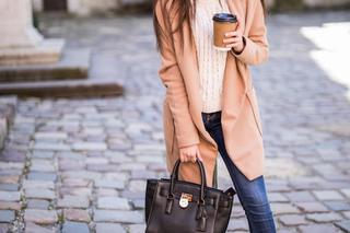 Szukasz stylowej, pojemnej torby? Bowling bag to idealny i bardzo modny model