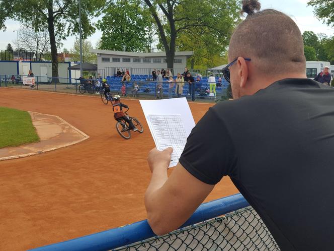 W małym ciele duży duch walki. Rywalizacja żaków i młodzików w Lesznie