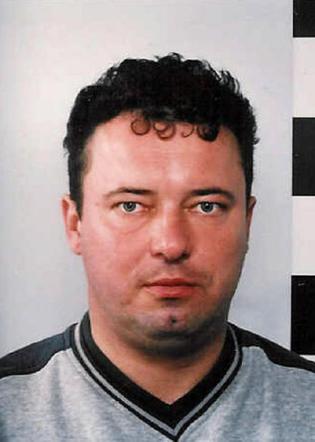 Uporczywie uchylają się od płacenia alimentów. Poszukuje ich wielkopolska policja! [GALERIA]
