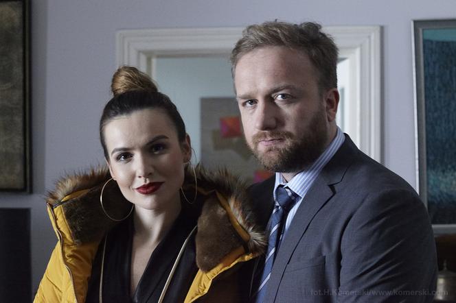 Przyjaciółki 5 sezon odc. 51. Paweł (Bartek Kasprzykowski), Natalia (Marta Żmuda Trzebiatowska)