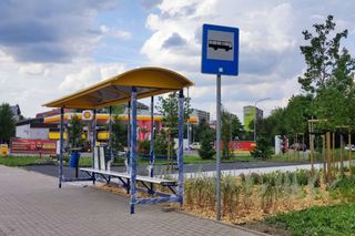 Pasażerowie MPK w Siedlcach będą korzystać z 18 nowych wiat przystankowych
