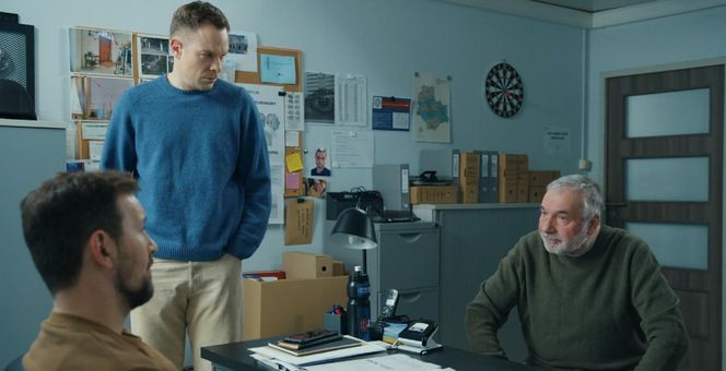 Barwy szczęścia odc. 3245. Andrzej Zastoja (Leon Charewicz),Marcin Kodur (Oskar Stoczyński), Majak (Łukasz Borkowski)