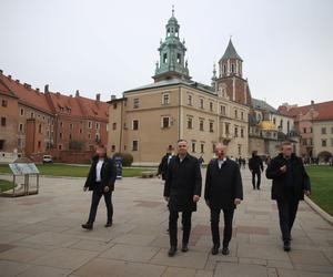 Prezydent Andrzej Duda z ojcem na Wawelu