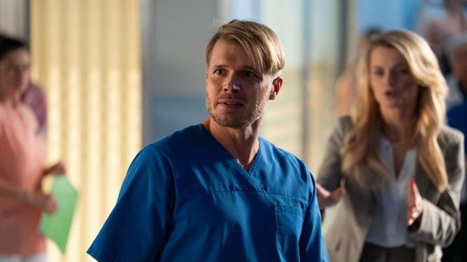 Na dobre i na złe odc. 955. Maks Beger (Tomasz Ciachorowski), Agata (Emilia Komarnicka)