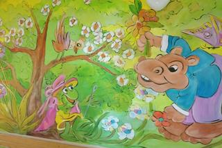 Niesamowity gest! Siostra zakonna pomalowała oddział dziecięcy