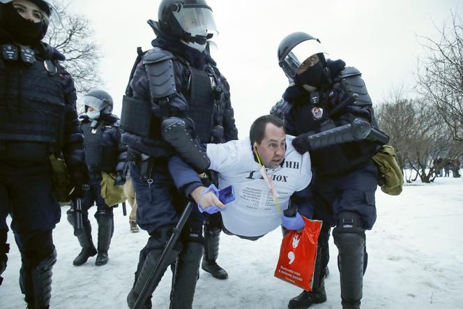 Wyszyli na ulice dla Navalnego. Protesty w Rosji.